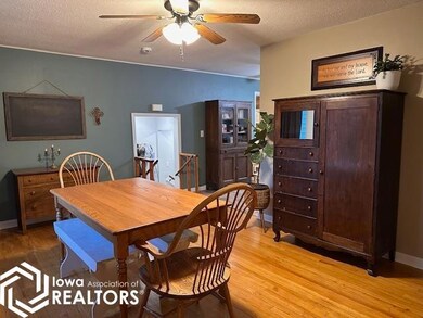 312 W Front St, Wayland, IA 52654 - photo 5