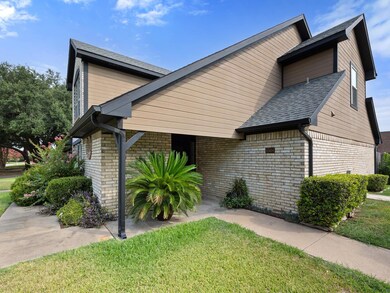Entrance to 6504 Lago Vista