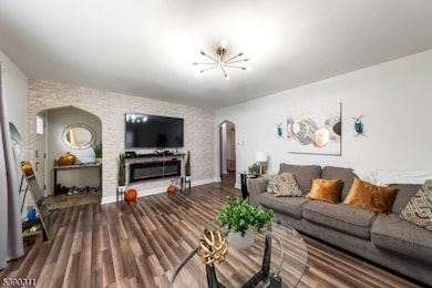 1031 Lowden Ave, Union, NJ 07083 - photo 5