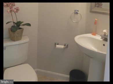 47620 Sandbank Square, Sterling, VA 20165 - photo 3