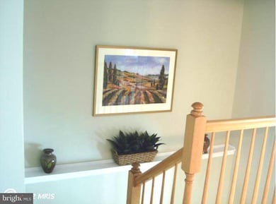 46750 Graham Cove Square, Sterling, VA 20165 - photo 6