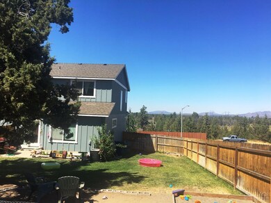 4110 SW Reindeer Ave, Redmond, OR 97756 - photo 4