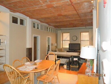 717 Atlantic Ave unit 3D, Boston, MA 02111 - photo 3