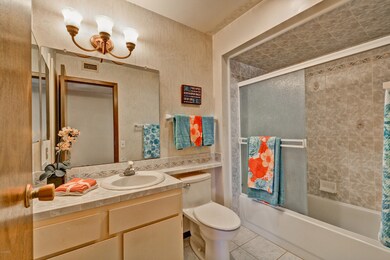 14018 N Palm Ridge Dr W, Sun City, AZ 85351 - photo 4