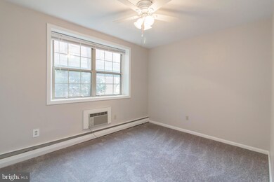 383 Lakeside Rd unit 104, Ardmore, PA 19003 - photo 5