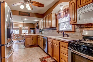 339 N Harvey St, Griffith, IN 46319 - photo 5