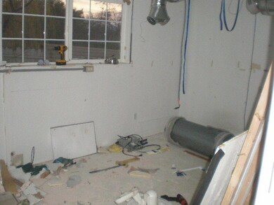 3520 Hillcrest St, Redding, CA 96001 - photo 7