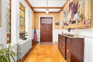 360 Broadway, Newport, RI 02840 - photo 6