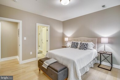 2014 Kalorama Rd NW unit 2, Washington, DC 20009 - photo 6