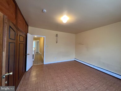 3294 Rowe St, Camden, NJ 08105 - photo 2