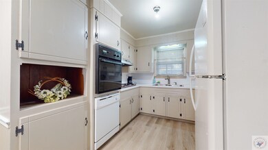 805 Hawkins Ave, Wake Village, TX 75501 - photo 6