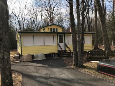 4215 Greenwood Dr, Kunkletown, PA 18058 - photo 3