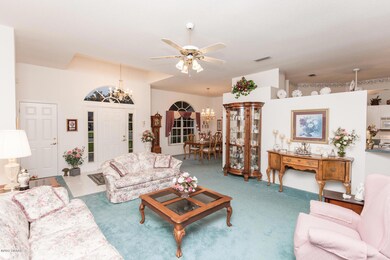 20 Laurel Ridge Break Ormond-large-003-1