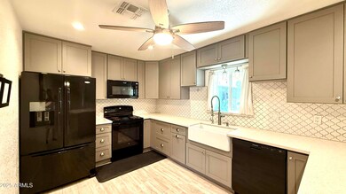 4518 W Crivello Ave unit B, Laveen, AZ 85339 - photo 2