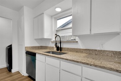 6408 Grasshopper Dr, Watauga, TX 76148 - photo 5