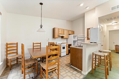 Kitchen/Dining