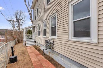 22 Beech St unit 24, Fitchburg, MA 01420 - photo 4