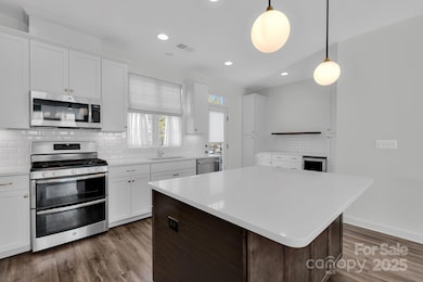 2305 Silver Crescent Dr, Charlotte, NC 28273 - photo 5