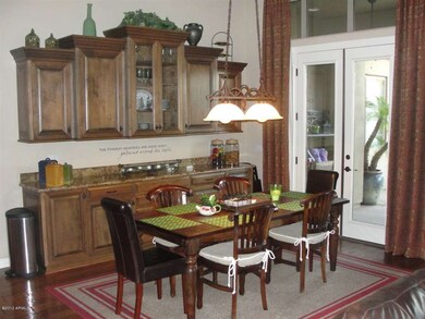 Breakfast Room