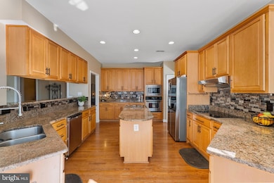 18637 Outpost Rd, Keedysville, MD 21756 - photo 4