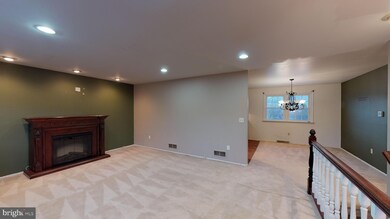 1425 Beacon St, Keyser, WV 26726 - photo 3