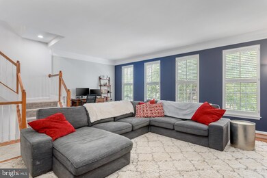 13640 Flying Squirrel Dr, Herndon, VA 20171 - photo 7