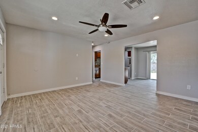 1631 W Cinnabar Ave, Phoenix, AZ 85021 - photo 7