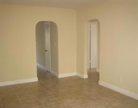 407 SE 3rd Ave unit A, Hallandale Beach, FL 33009 - photo 5