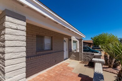 2126 E GRETTA PL Phoenix AZ 85022