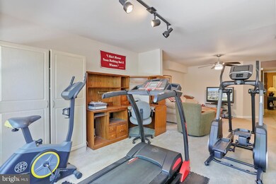 43 Dunrobin Dr, Martinsburg, WV 25405 - photo 6