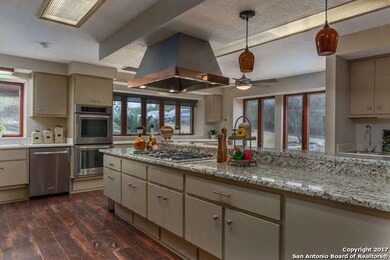 24800 Pack Saddle Trail, San Antonio, TX 78255 - photo 4