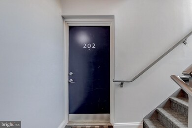 1144 Cove Rd unit 202, Annapolis, MD 21403 - photo 2