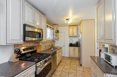 47 Charles St, Metuchen, NJ 08840 - photo 5