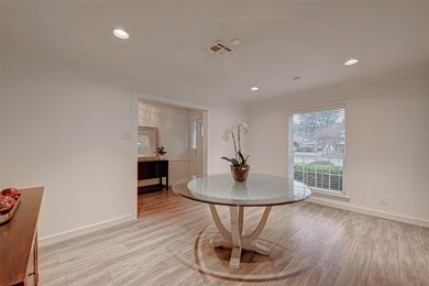 10026 Locke Ln, Houston, TX 77042 - photo 5