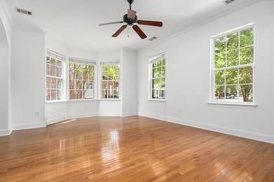 861 Center Park St_Eterna_Media-9