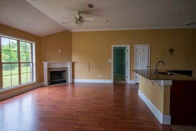 7385 Rushing Robinson Rd -105