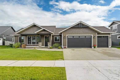 Three Car Garage