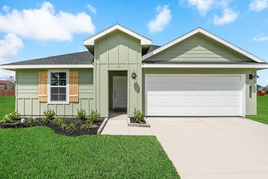 1700 Perch St, Alvin, TX 77511 - photo 2