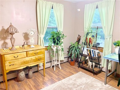 35 Jillson Ave, Woonsocket, RI 02895 - photo 7