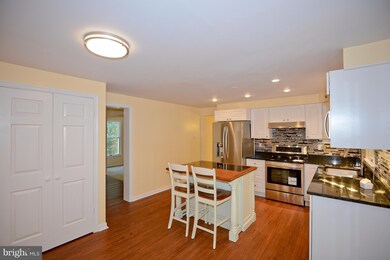 10393 Twisted Oak Ln, Marshall, VA 20115 - photo 5