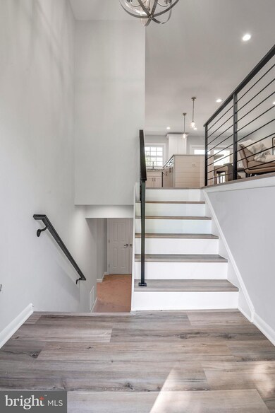 212 W Mill Ave, Capitol Heights, MD 20743 - photo 6