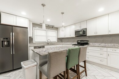 unlisted-address, Country Club Hills, IL 60478 - photo 5