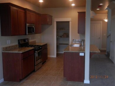 7561 24th St, White City, OR 97503 - photo 4