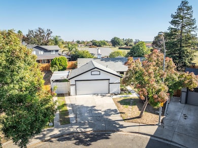 576 Moray Way, Patterson, CA 95363 - photo 3