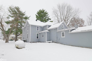 201 S Adams St, Olds, IA 52647 - photo 3