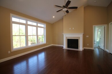 451 Blane Cir unit 24, Pembroke, NH 03275 - photo 7