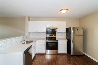 4658 Sweet Whisper Ln, Memphis, TN 38125 - photo 6