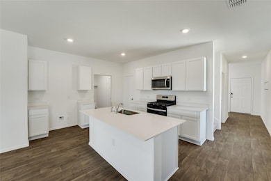 12206 Pike Bend, Mustang Ridge, TX 78610 - photo 5