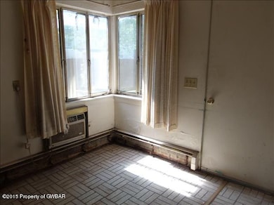 192 Riverside Dr, Wilkes Barre, PA 18702 - photo 5