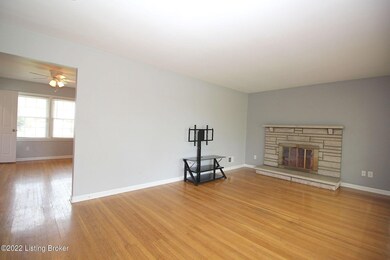 7804 Smyrna Pkwy, Louisville, KY 40228 - photo 7